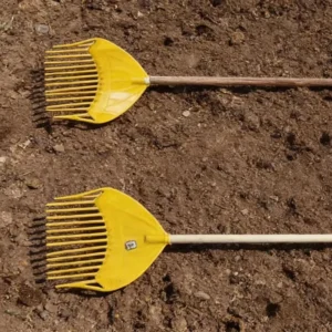 16T Rake with Wooden Handle
