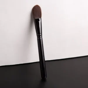 Black Makeup Brush with Handle for Face