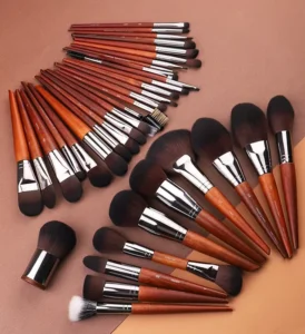 Custom 37Pcs MUF Series Wood Handle Aluminium Ferrule Cruelty Free Makeup Brushes Factory