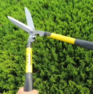 Factory Direct Industrial Grade Telescopic Pruner Ergonomic Adjustable Folding Lawn Shears Hedge Trimmer Grass