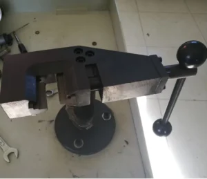 G106 Vise Disassembly Bracket Common Rail Injector Disassembly Assembly Stand Bracket Holder